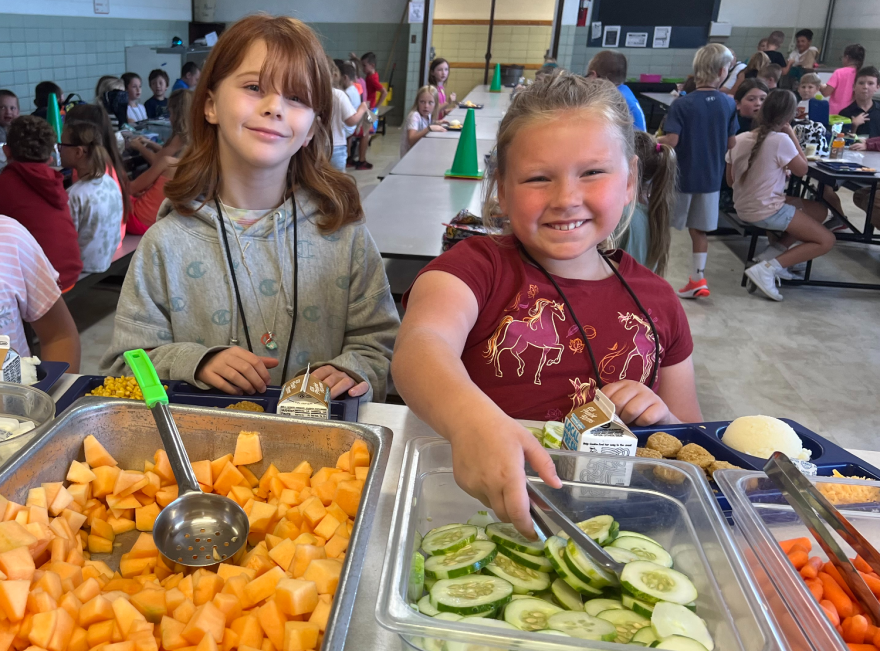 Students at Central Elementary in the Amboy school district in northern Illinois gather for lunch. The district is able to offer all of its students free meals through the federal Community Eligibility Provision, but school officials say they often lose money on the program. Illinois lawmakers will consider this fall whether to put more funding toward free meals in the state.<br/>