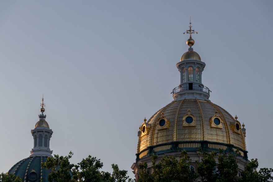 Top of Iowa Capitol building 