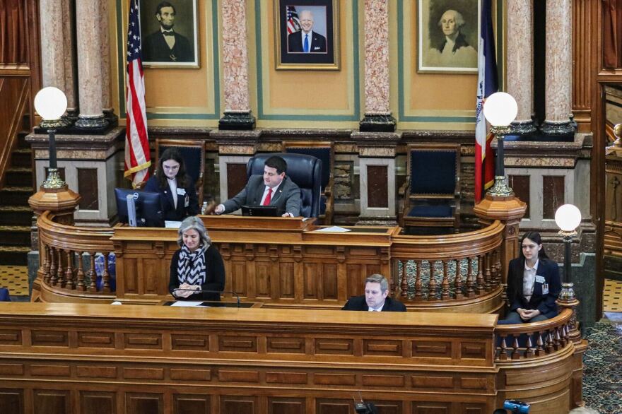 house speaker pat grassley bangs the gavel in the house of representatives